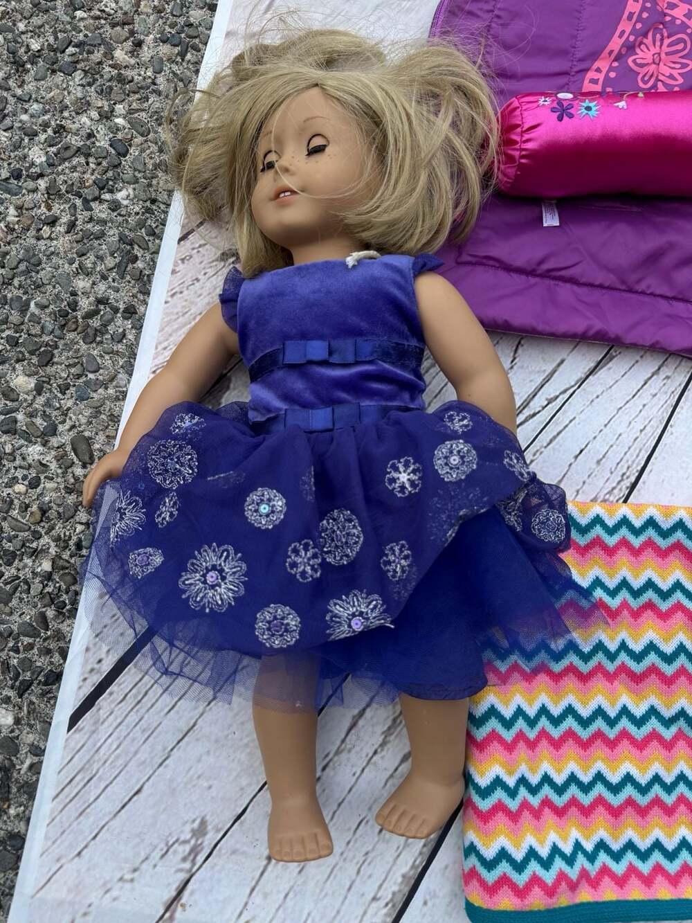 American Girl 18-Inch Doll with Massive Clothing and Accessories Wardrobe Lot - Picture 2 of 10